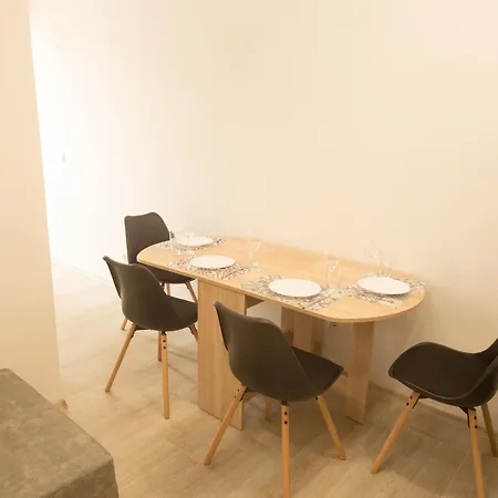 Appartement Aleks Center 2- Free Parking